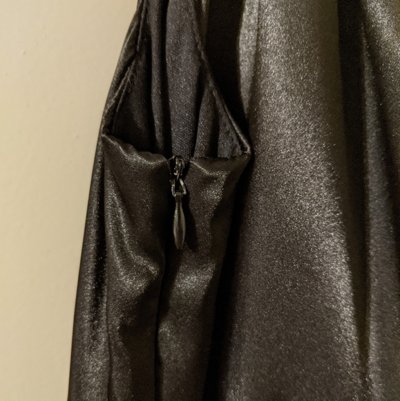 B-Smart size Medium black dress - Picture 3 of 5